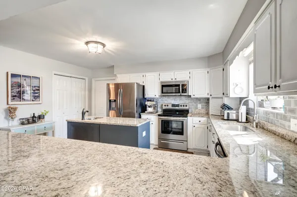 $2,700 | 707 Plantation Circle, Panama City, FL 32404