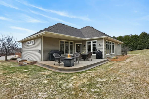 $699,900 | 55 Bluegrass Drive, Alexandria, MN 56308