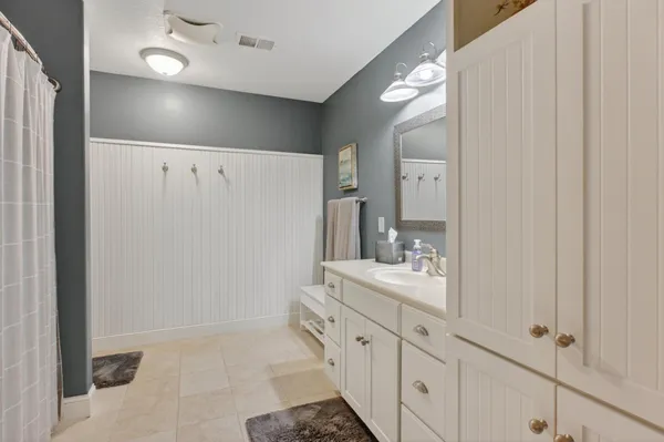 $699,900 | 55 Bluegrass Drive, Alexandria, MN 56308