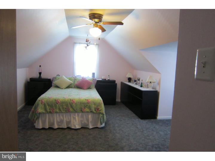 244 Youngs Road Hamilton, NJ 08619 - Photo 7 of 11 Gallery Image 7