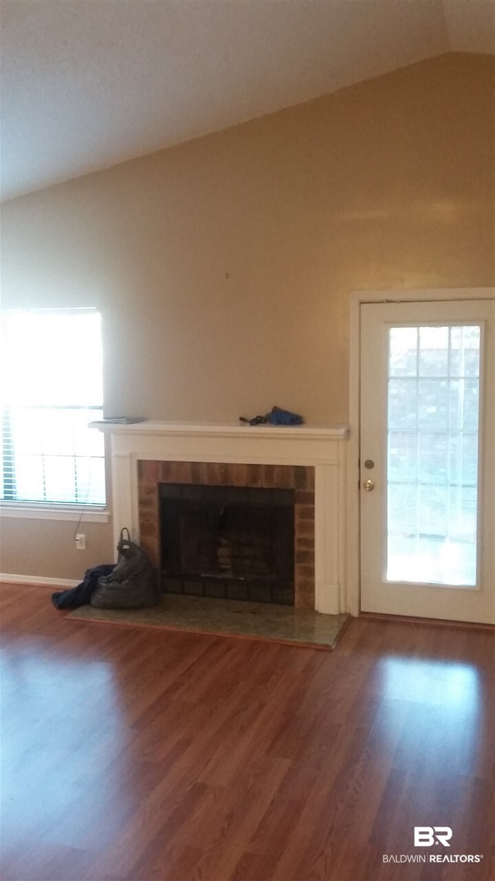 5900 Grelot Road, Unit 201 Mobile, AL 36609 - Photo 2 of 6