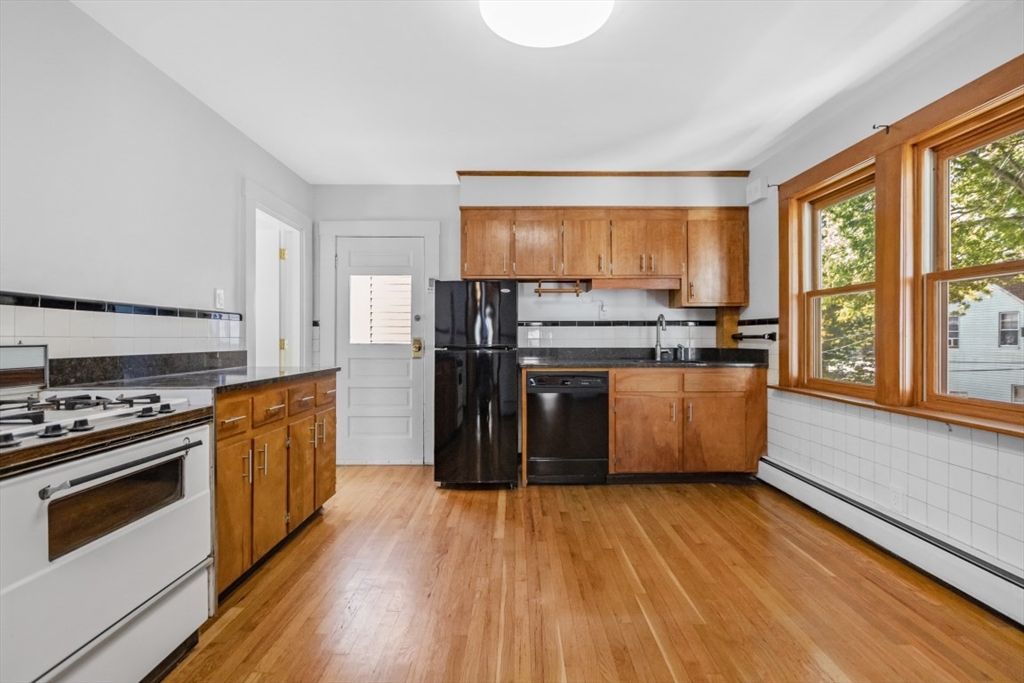 152 Spring Street Cambridge, MA 02141 - Photo 18 of 24