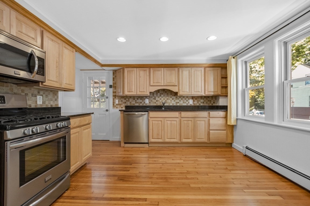 152 Spring Street Cambridge, MA 02141 - Photo 7 of 24