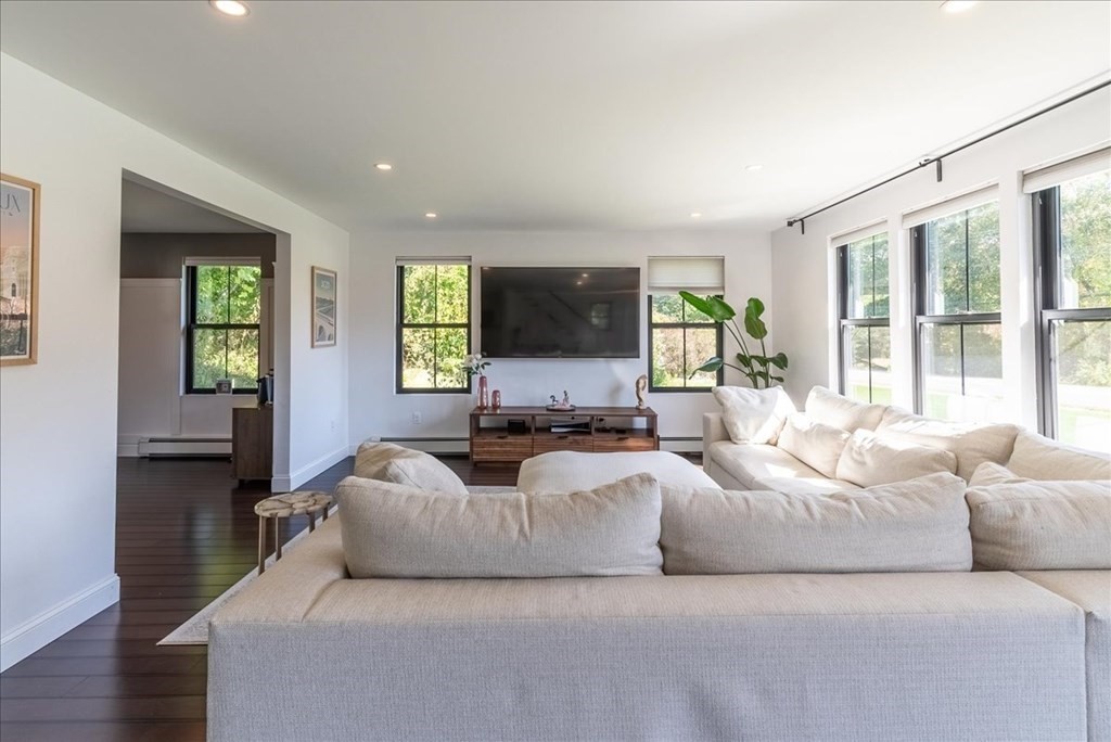 36 Fisher Road Southborough, MA 01772 - Photo 7 of 42
