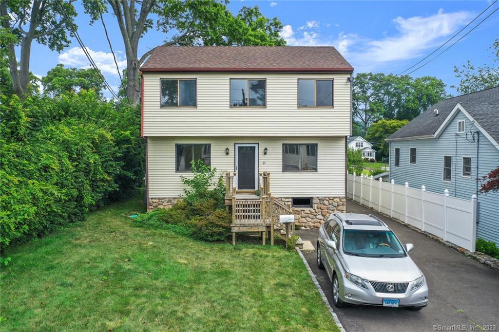 21 Elizabeth Avenue, Stamford, CT 06907 Compass