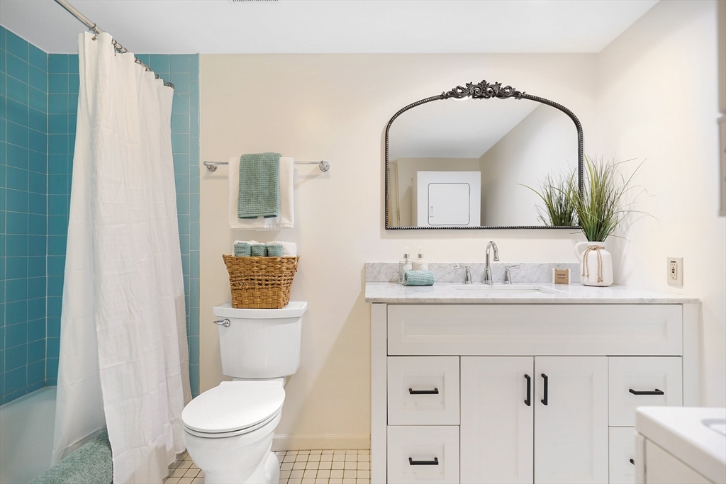 39 Yorktown Drive, Unit D Springfield, MA 01108 - Photo 21 of 29