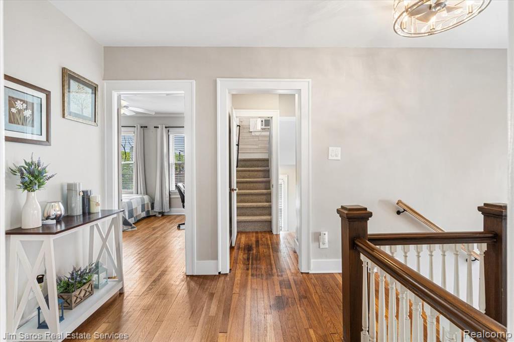 1215 Nottingham Road Grosse Pointe Park, MI 48230 - Photo 17 of 36