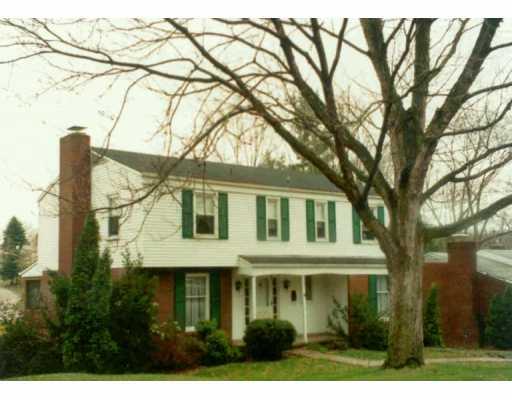 233 Foxcroft Road Pittsburgh, PA 15220 - Photo 1 of 8 Exterior Front.