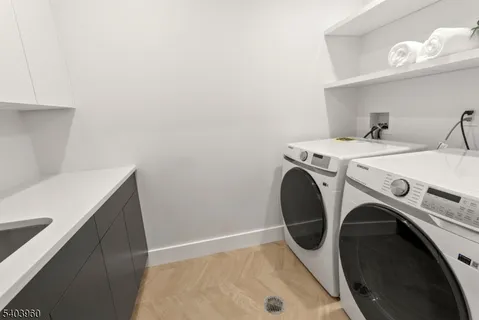 $1,595,000 | 112 Valley Road, Unit A, Montclair, NJ 07042