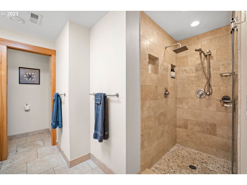 5720 Southwest Meridian Way Tualatin, OR 97062 - Photo 14 of 31 Gallery Image 14