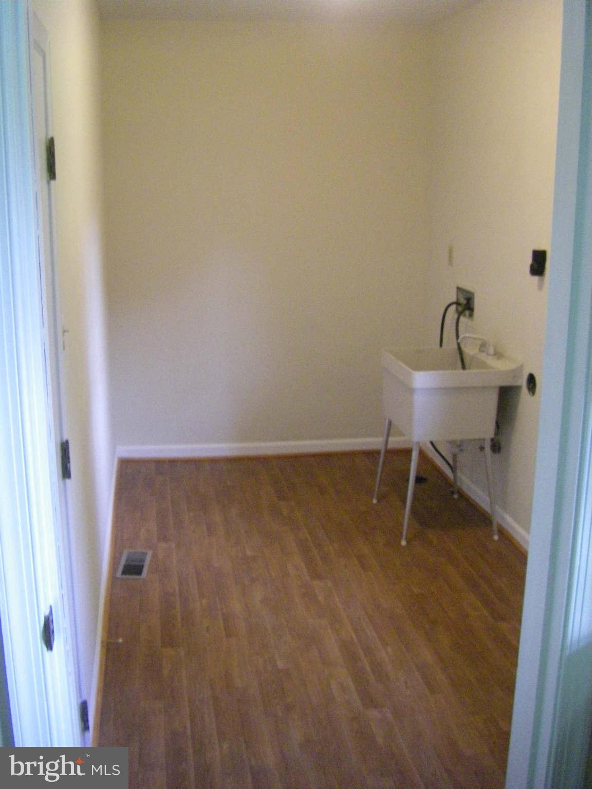 244 Dry Mill Road Southwest Leesburg, VA 20175 - Photo 11 of 14 Interior (General)