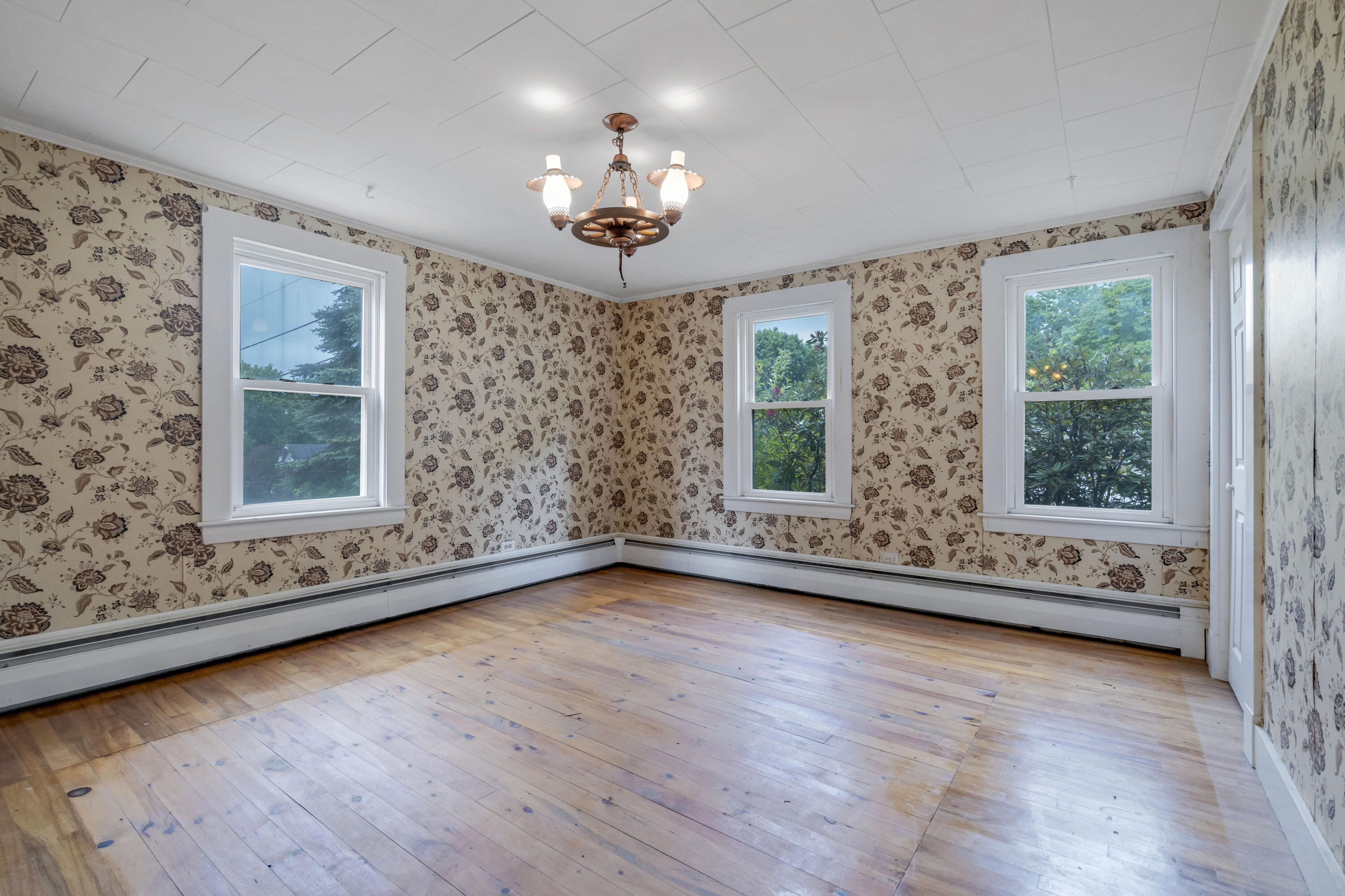 209 Oak Hill Road Auburn, ME 04210 - Photo 13 of 58 DSC02679