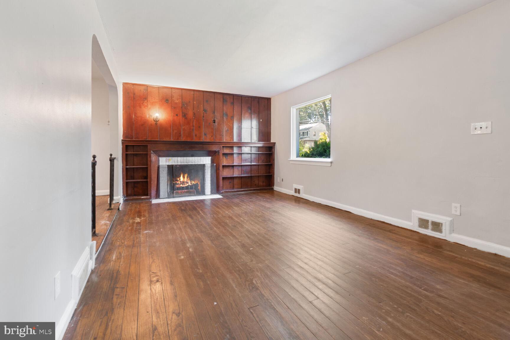 9017 Sudbury Road Silver Spring, MD 20901 - Photo 5 of 27