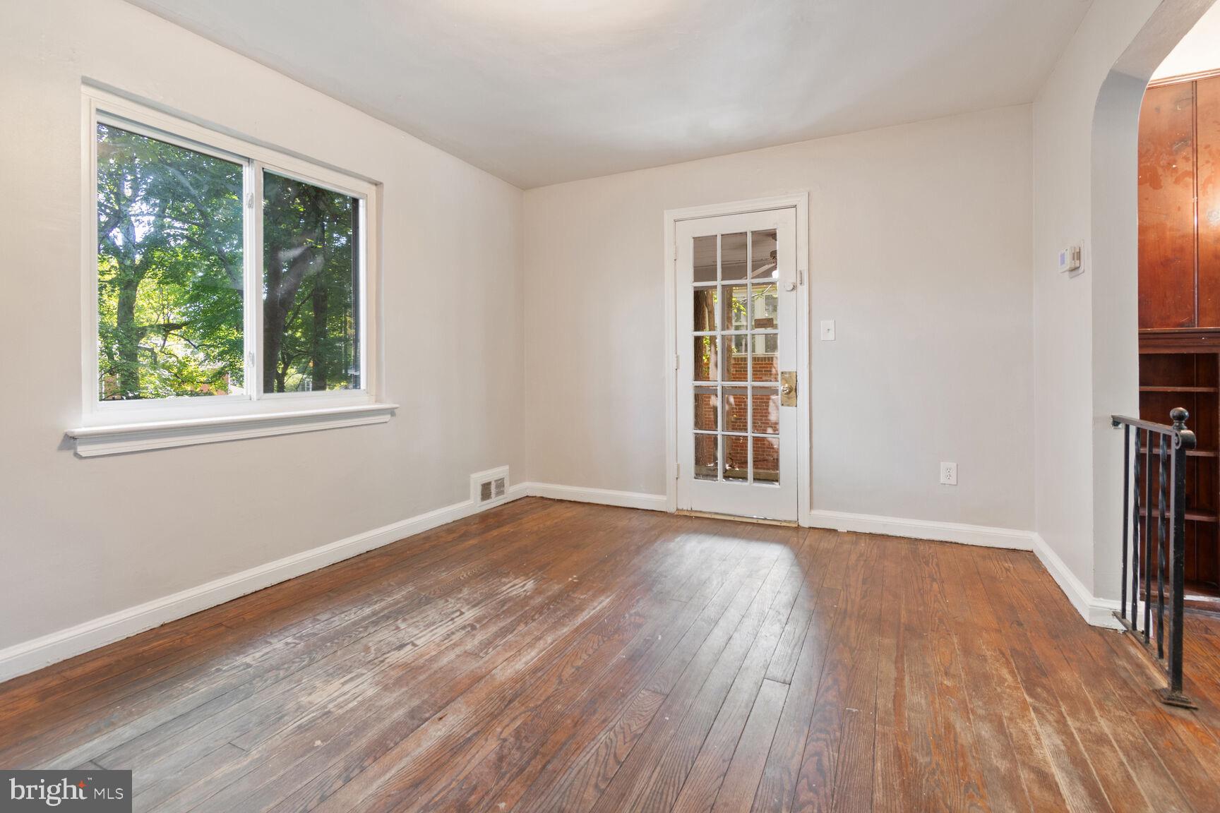 9017 Sudbury Road Silver Spring, MD 20901 - Photo 6 of 27