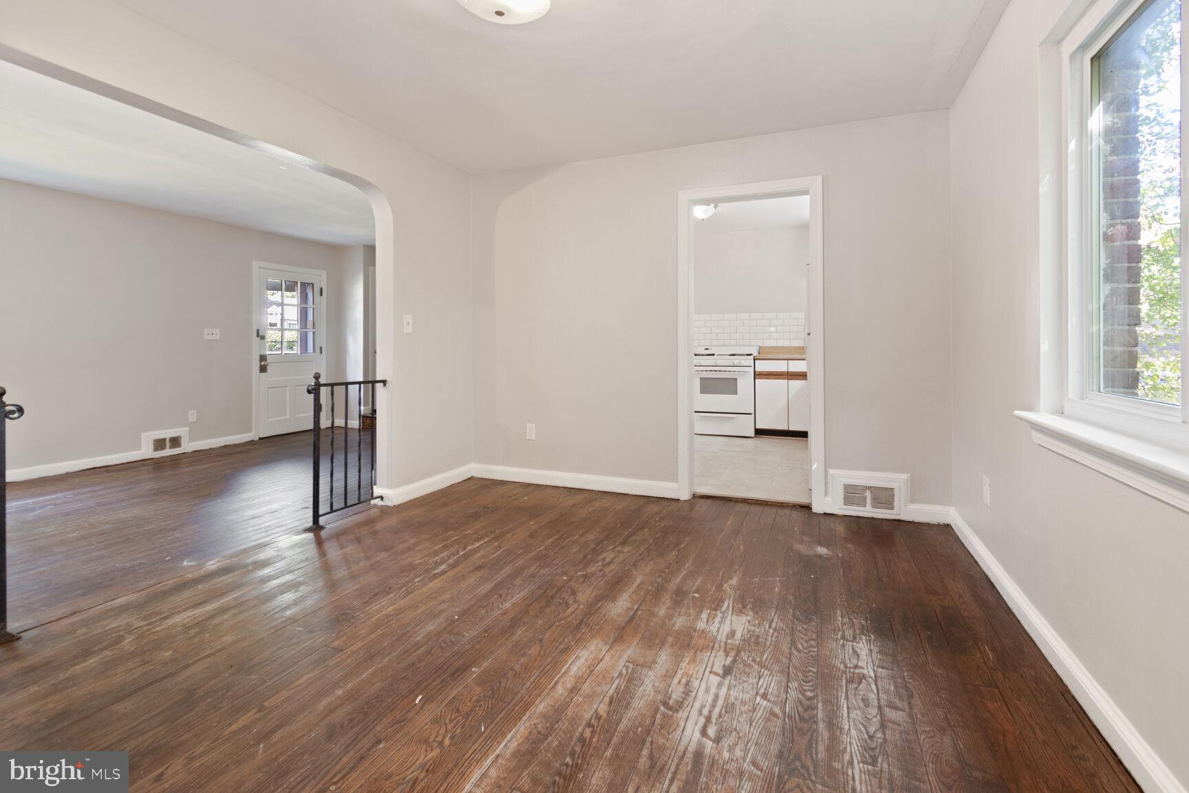 9017 Sudbury Road Silver Spring, MD 20901 - Photo 7 of 27