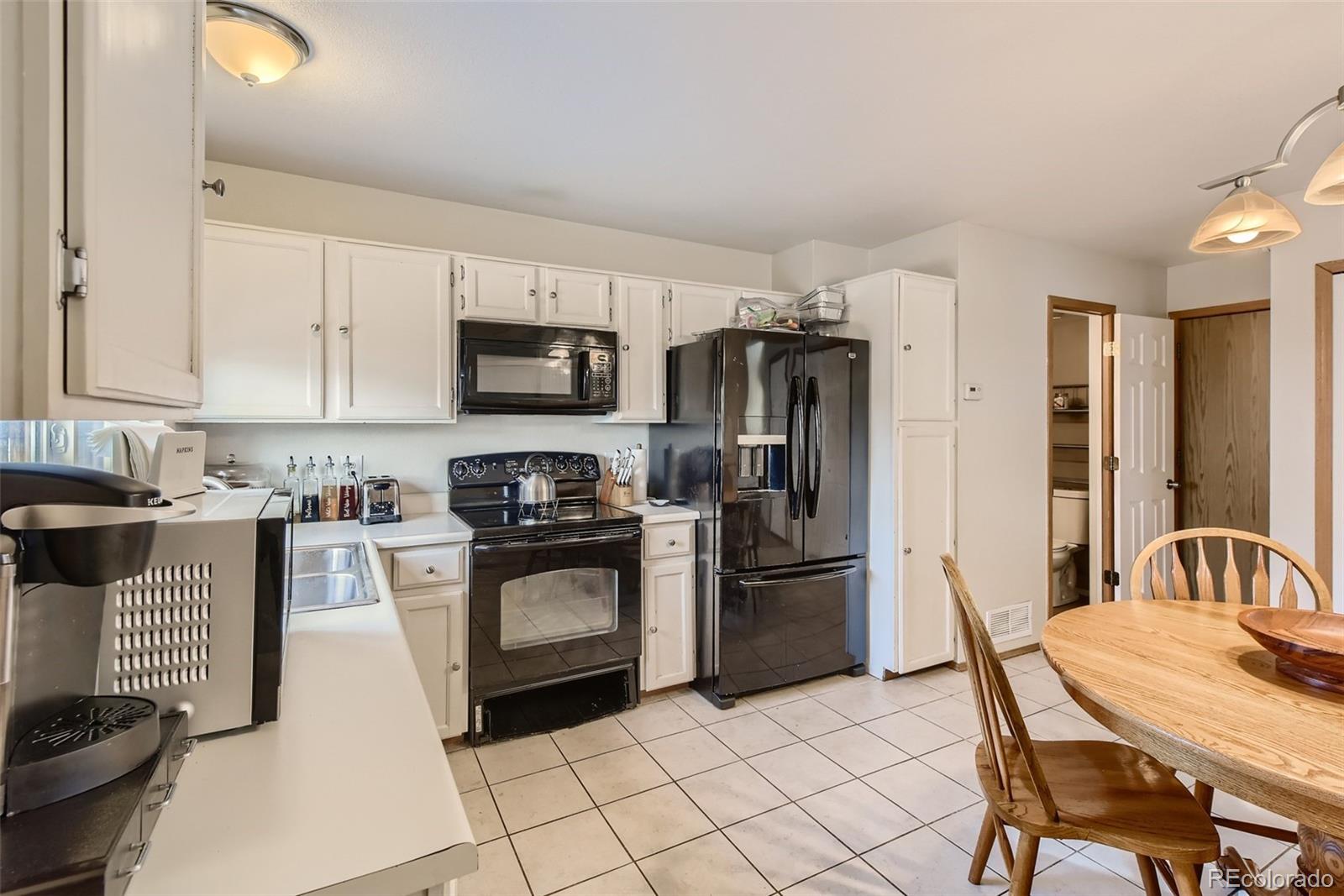 9491 Devon Court Highlands Ranch, CO 80126 - Photo 5 of 9