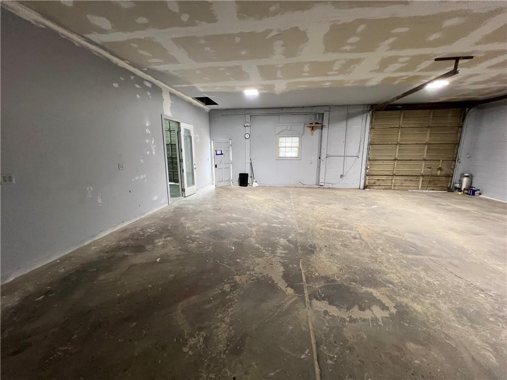 5536 Jackson Trail Road Hoschton, GA 30548 - Photo 28 of 41 a view of an empty room