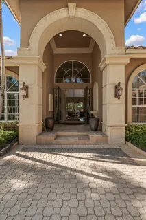 $2,750,000 | 1338 Breakers W Boulevard, West Palm Beach, FL 33411