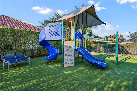 $2,750,000 | 1338 Breakers W Boulevard, West Palm Beach, FL 33411