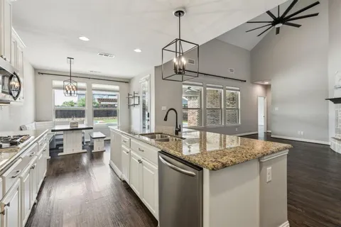 $875,000 | 15505 City Garden Lane, Prosper, TX 75078