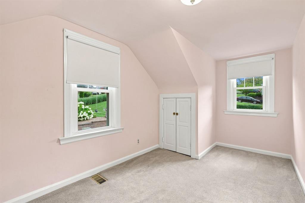 62 West Kennedy Lane McKees Rocks, PA 15136 - Photo 23 of 47 Gallery Image 23
