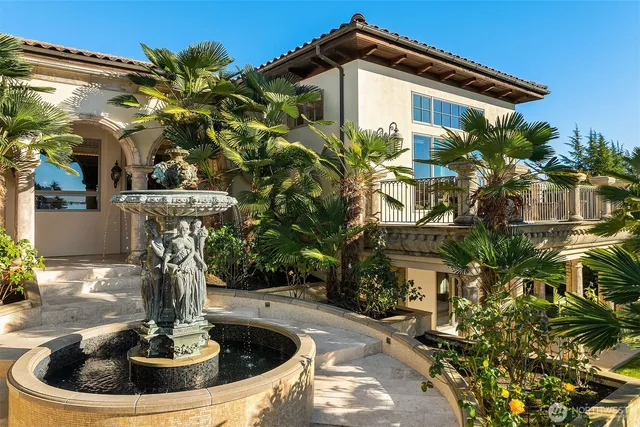 a house view with a outdoor space