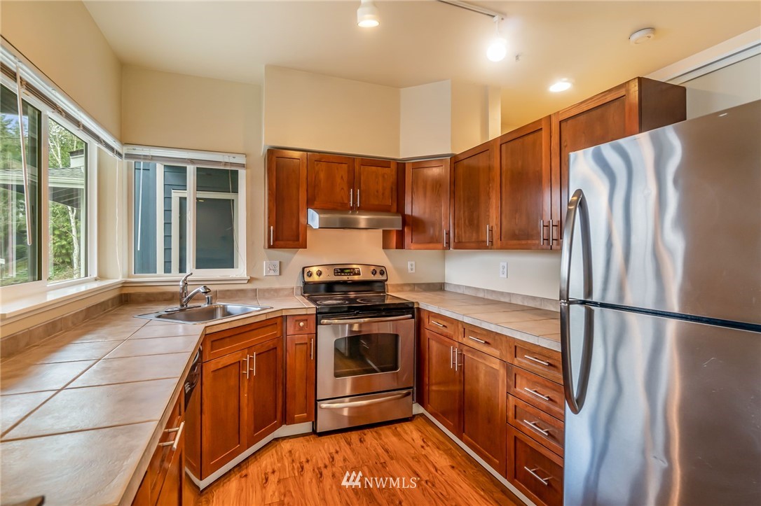 3918 243rd Place Southeast, Unit F103 Bothell, WA 98021 - Photo 12 of 29