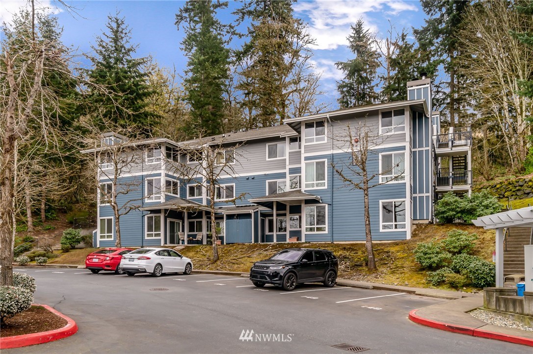 3918 243rd Place Southeast, Unit F103 Bothell, WA 98021 - Photo 3 of 29