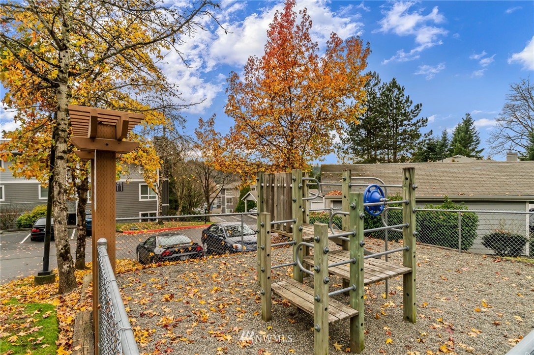 3918 243rd Place Southeast, Unit F103 Bothell, WA 98021 - Photo 27 of 29