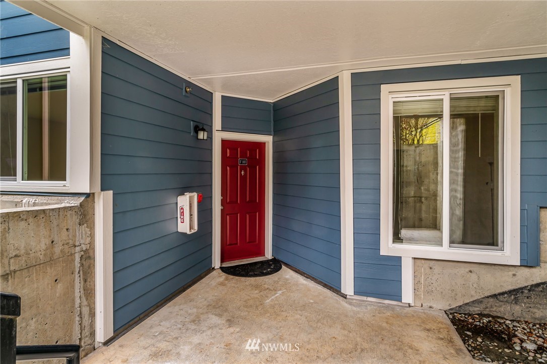 3918 243rd Place Southeast, Unit F103 Bothell, WA 98021 - Photo 4 of 29