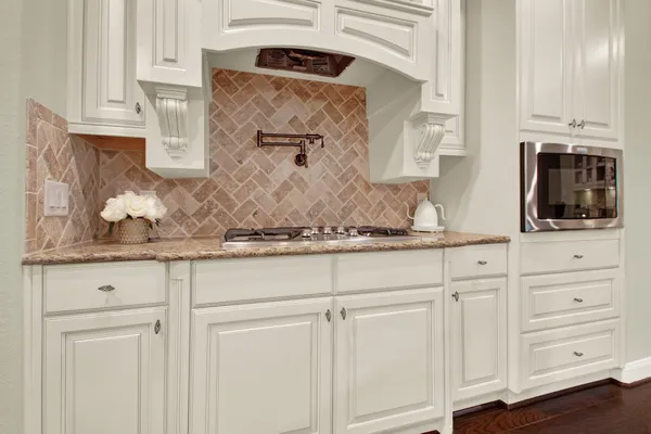 $675,000 | 210 Chirping Squirrel Court, Pinehurst, TX 77362