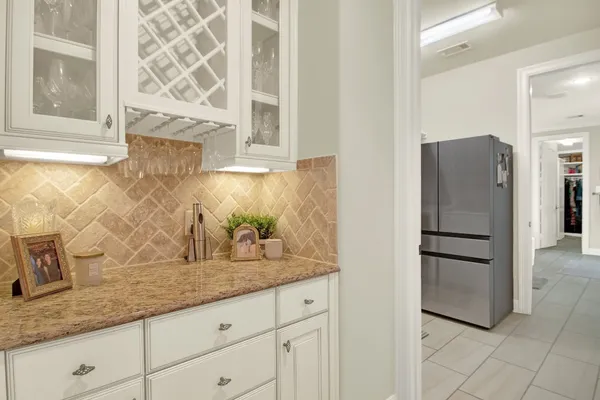 $675,000 | 210 Chirping Squirrel Court, Pinehurst, TX 77362