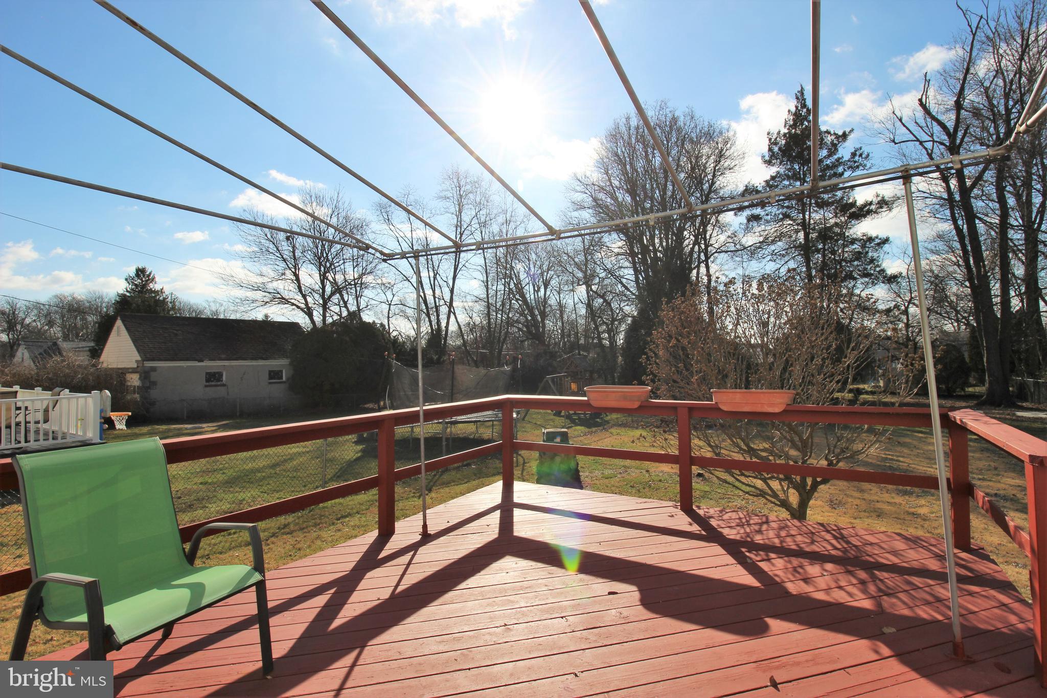 18 Fairhill Road Morton, PA 19070 - Photo 2 of 27