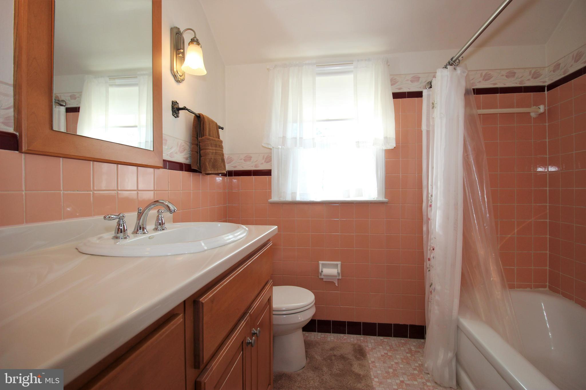 18 Fairhill Road Morton, PA 19070 - Photo 22 of 27