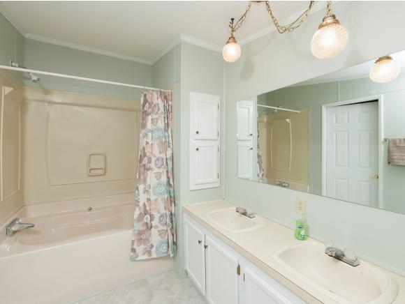 331 Sanford Road Wells, ME 04090 - Photo 4 of 28