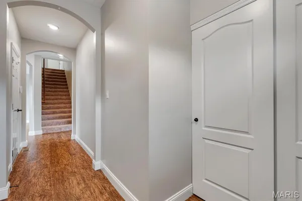 $699,999 | 408 Mossy Brook Drive, O'Fallon, MO 63366