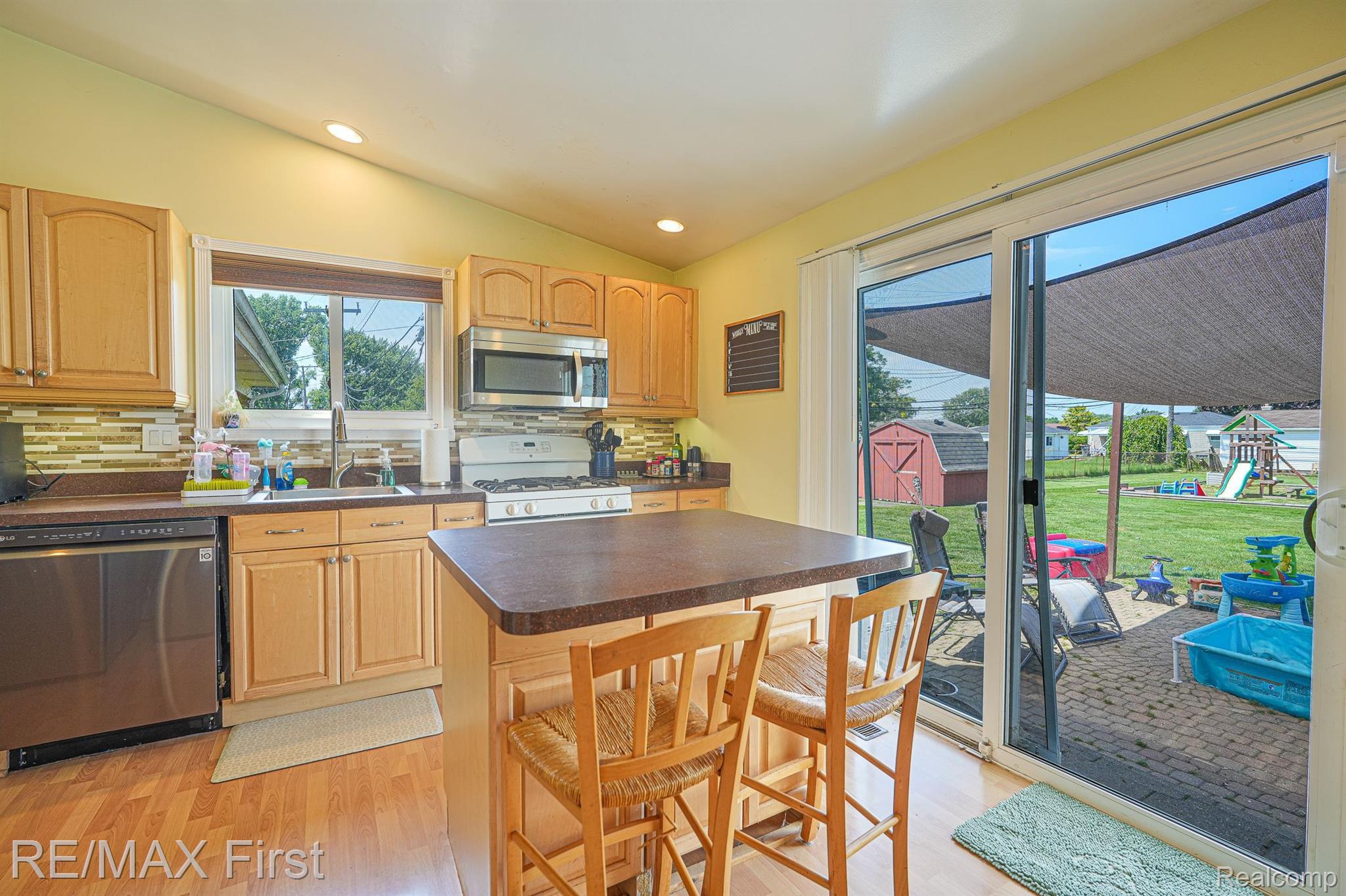 18173 15 Mile Road Clinton Township, MI 48035 - Photo 14 of 30 Gallery Image 14