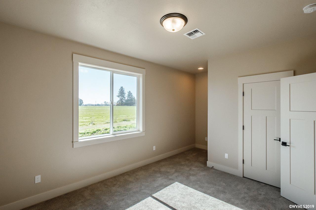 2524 River Stone Loop Northeast Albany, OR 97321 - Photo 29 of 41