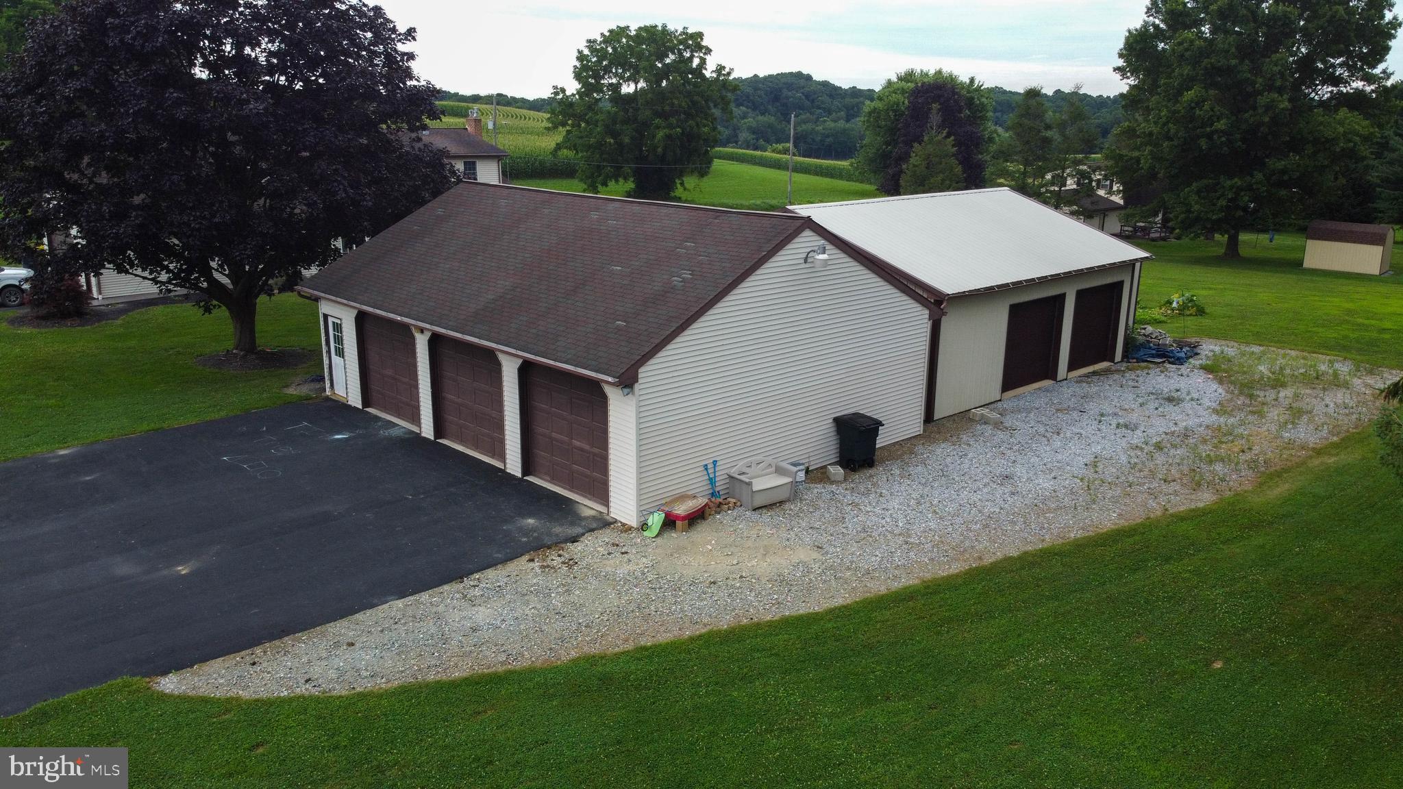 372 Sawmill Road New Providence, PA 17560 - Photo 7 of 72