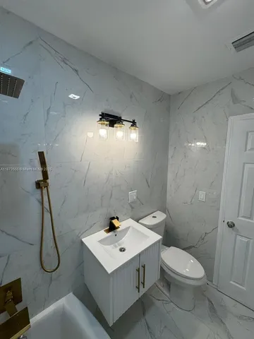 $575,000 | 4120 Southwest 31st Drive, West Park, FL 33023