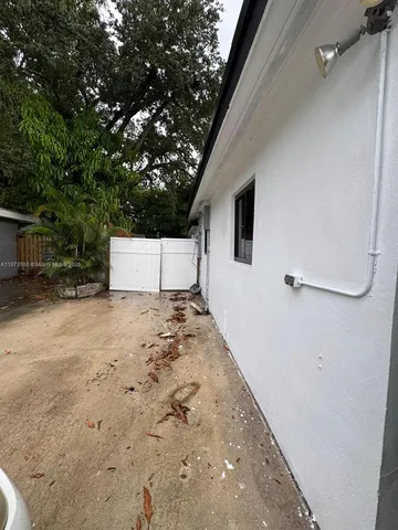 $575,000 | 4120 Southwest 31st Drive, West Park, FL 33023