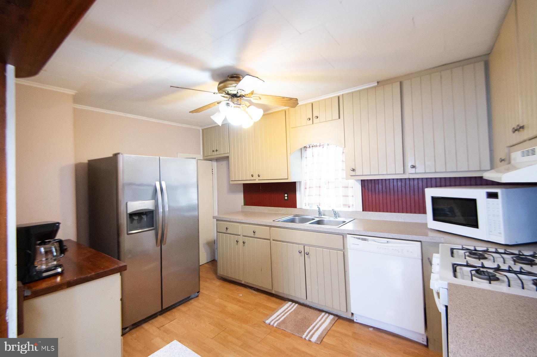 105 Center Street Hurlock, MD 21643 - Photo 13 of 40