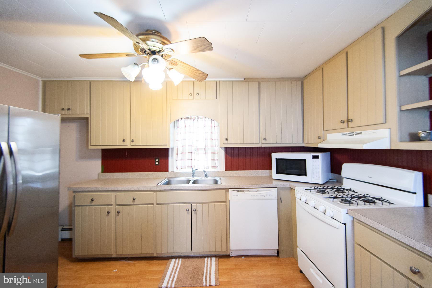 105 Center Street Hurlock, MD 21643 - Photo 14 of 40