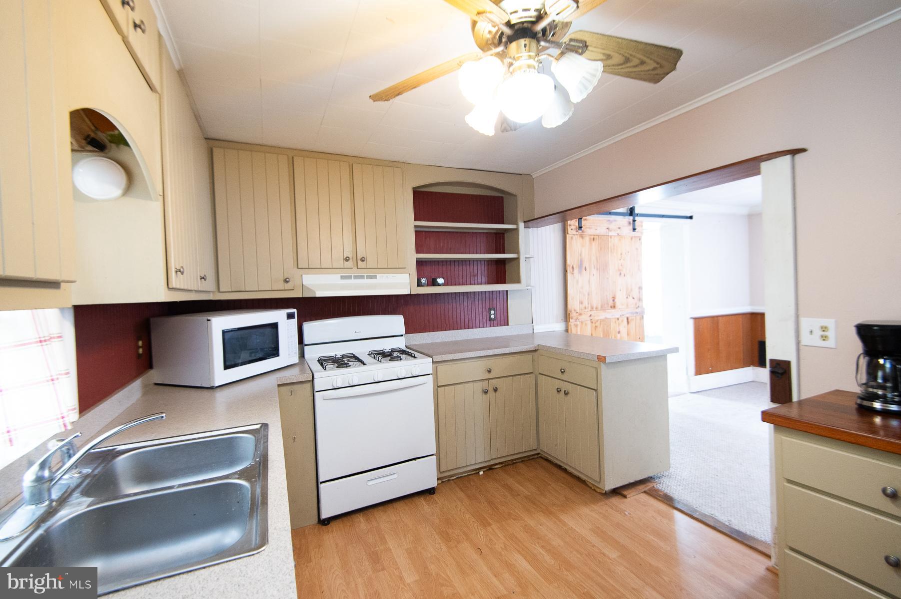 105 Center Street Hurlock, MD 21643 - Photo 17 of 40