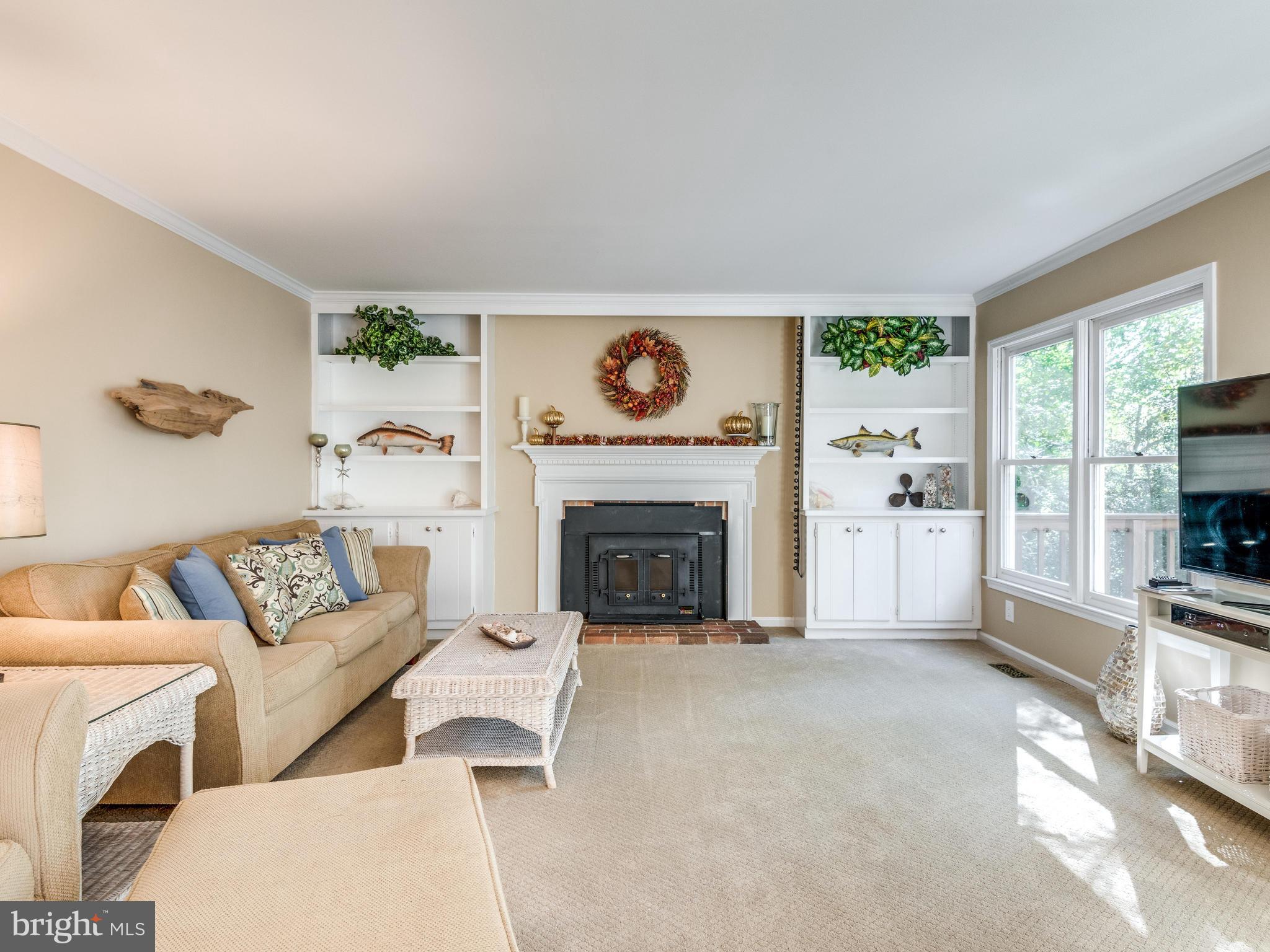 11617 Deer Forest Road Reston, VA 20194 - Photo 13 of 30 Family Room