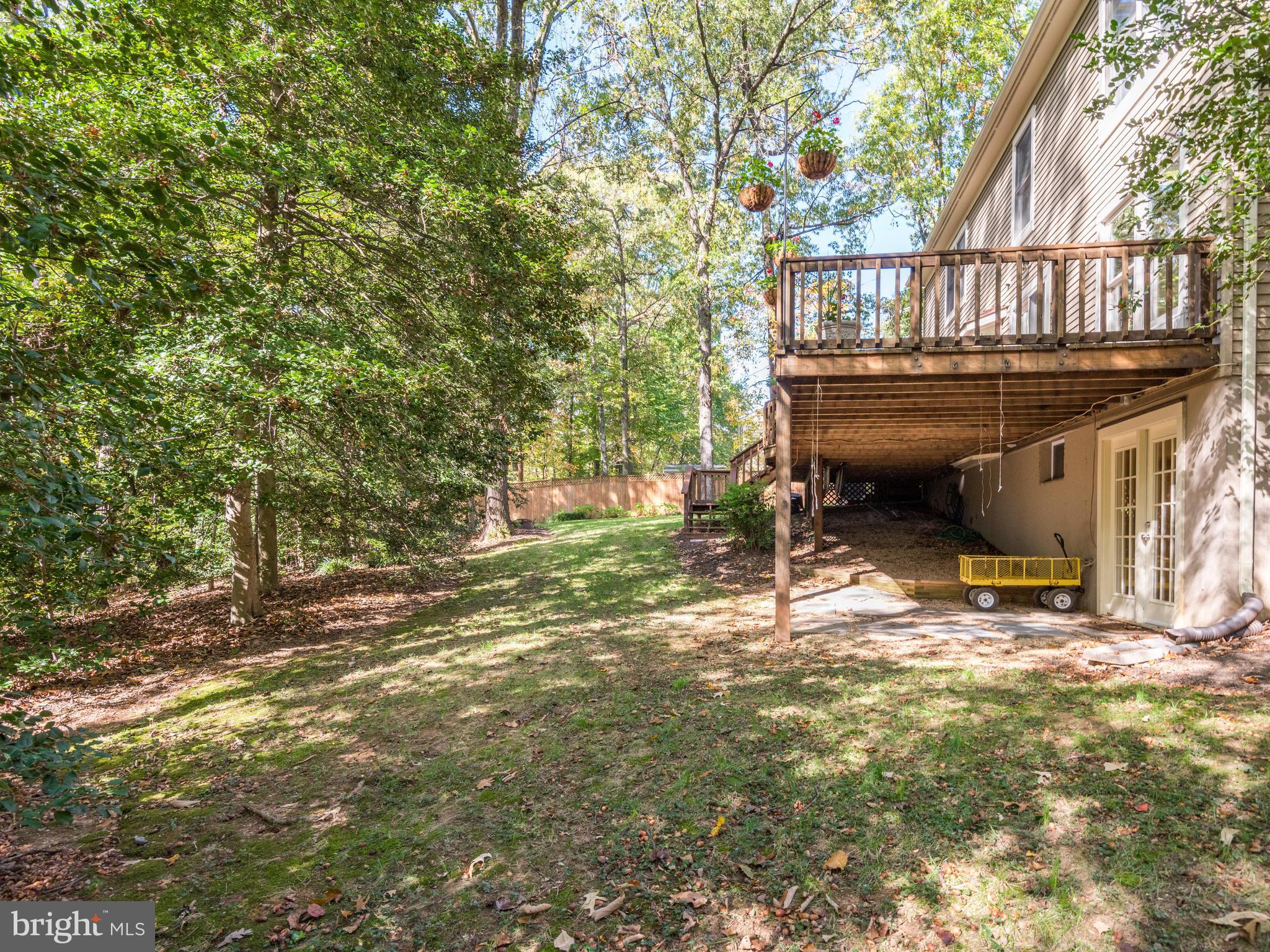 11617 Deer Forest Road Reston, VA 20194 - Photo 27 of 30 Exterior (Rear)