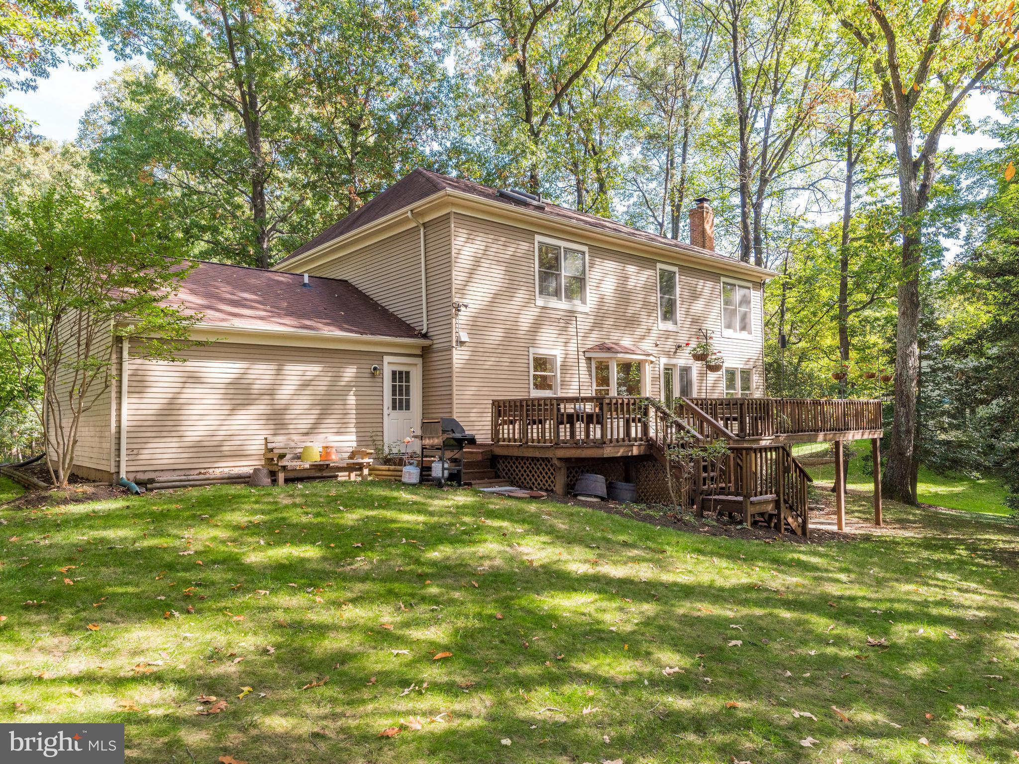 11617 Deer Forest Road Reston, VA 20194 - Photo 30 of 30 Exterior (Rear)