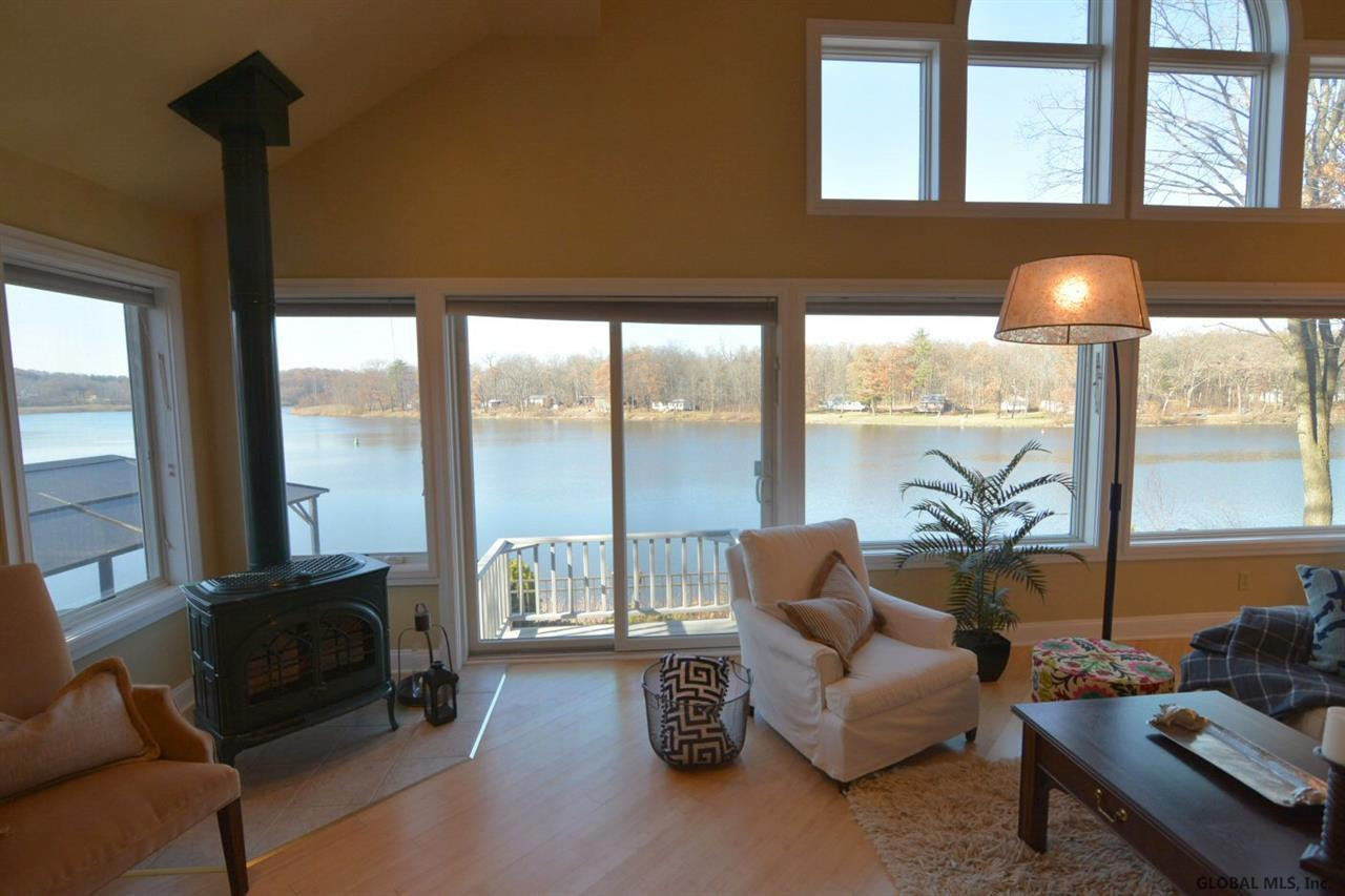 51 Island View Road Colonie, NY 12047 - Photo 7 of 25 Photo 7