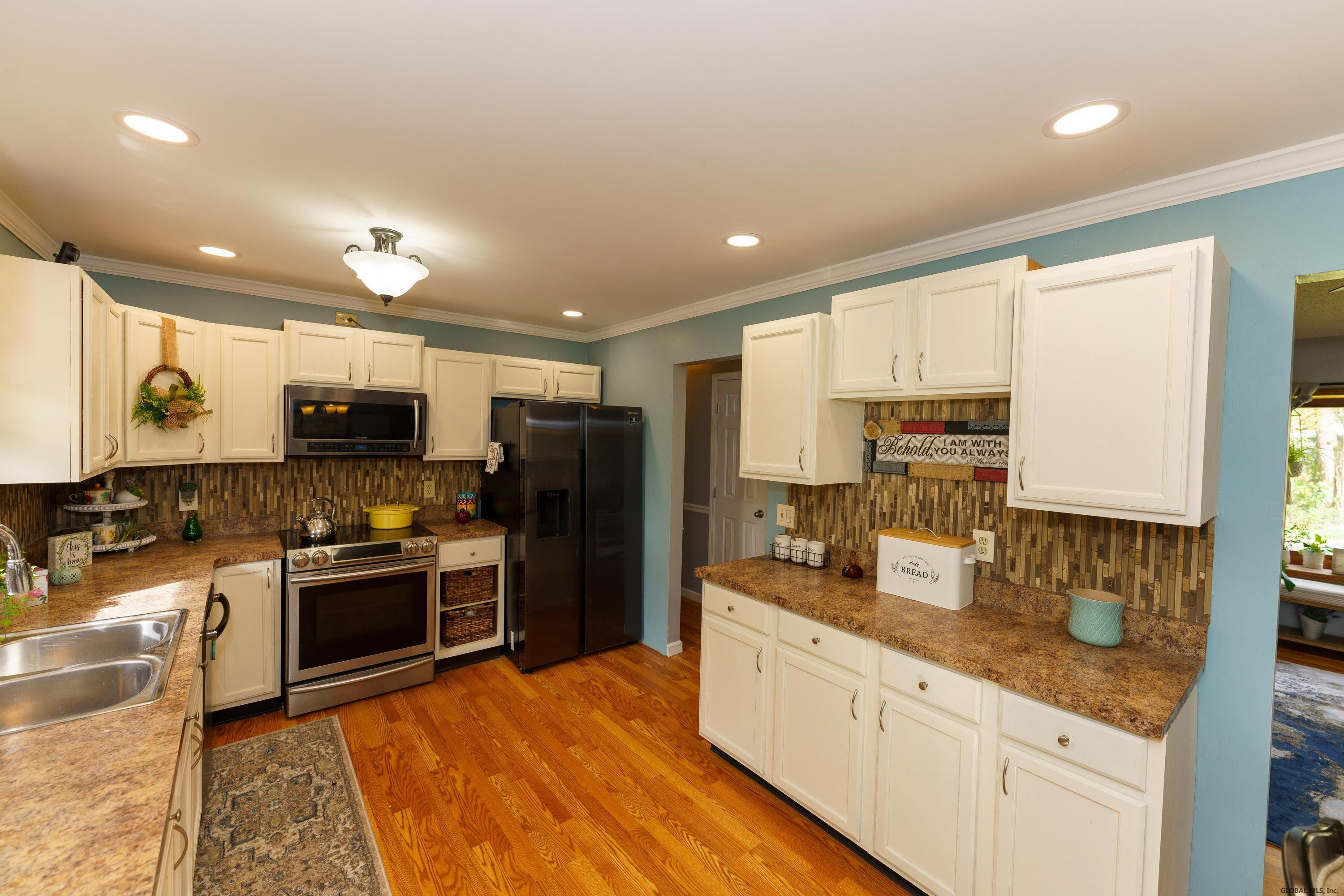 188 A Forts Ferry Road Colonie, NY 12110 - Photo 13 of 36 Photo 15