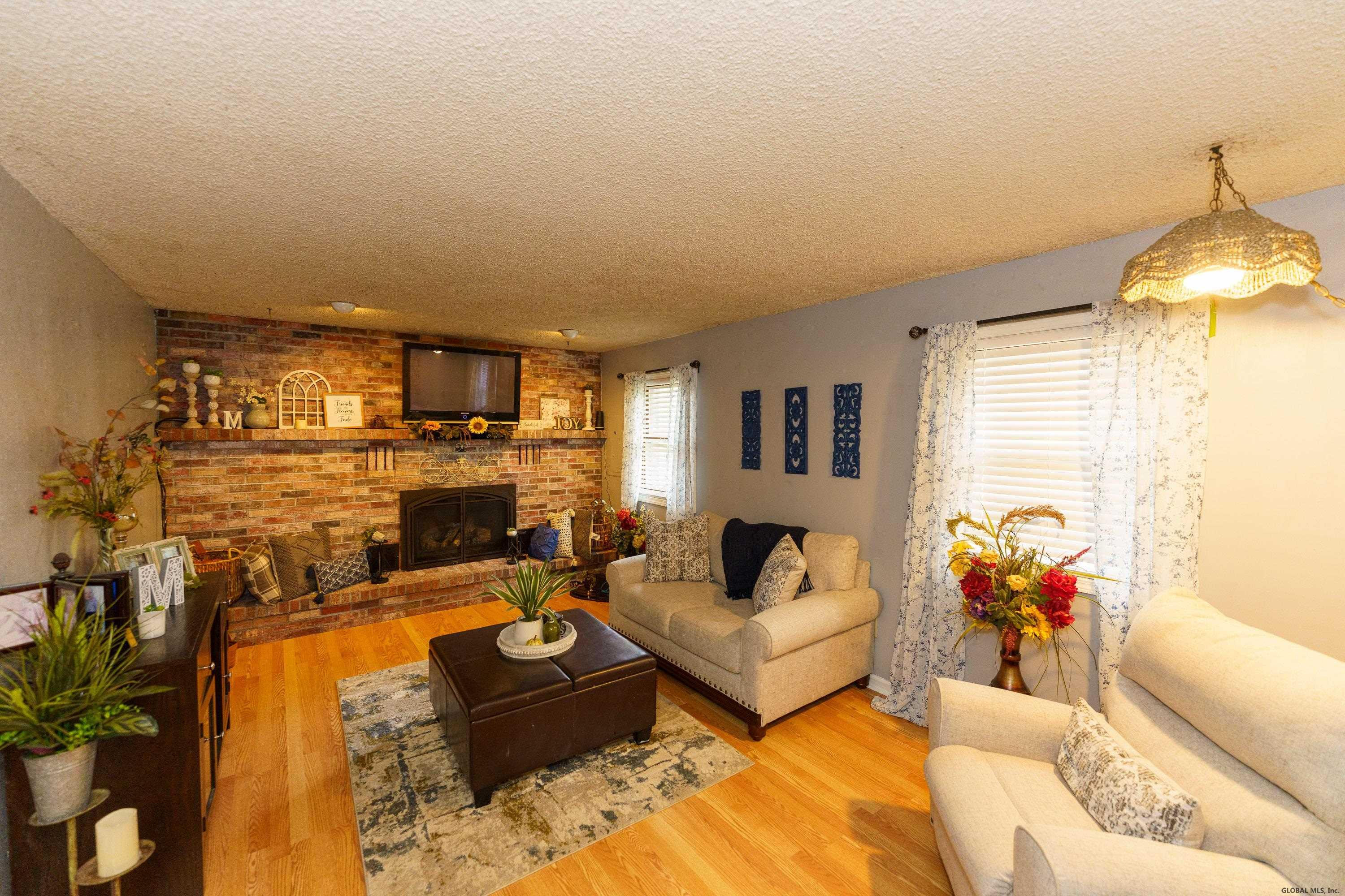 188 A Forts Ferry Road Colonie, NY 12110 - Photo 16 of 36 Photo 18